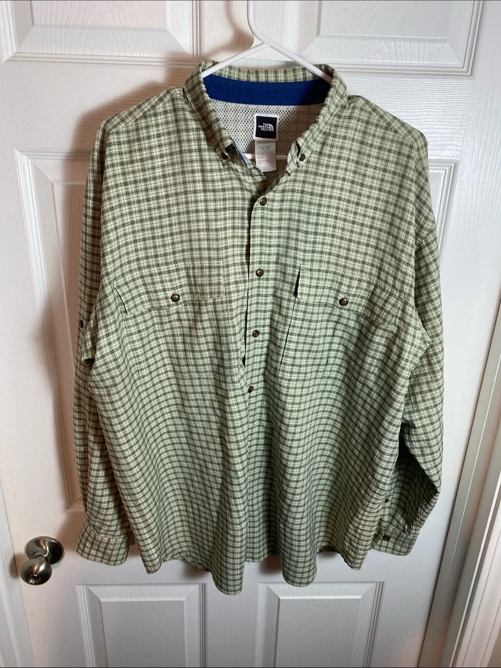 The North Face Olive Green Plaid Men’s Shirt with White Accents Size M